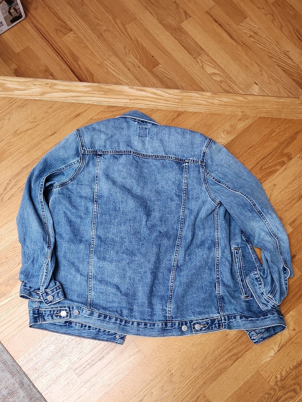 Gap Jean Jacket - Picture 4 of 5